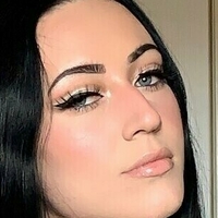 Alexandriafoxbaby Nua