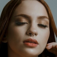 anaandradeeoficial Nua