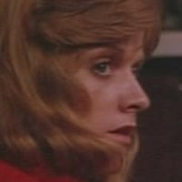 Anita Skinner Nua