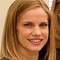 Anna Chlumsky Nua