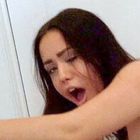 Anni Grant Nua