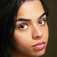 Beatriz Costa Nua