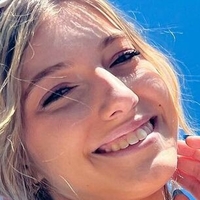 Brooke Isabella Nua