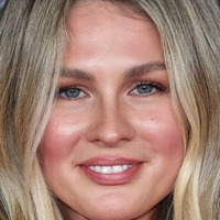 Caitlin Manley Nua