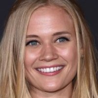 Carly Schroeder Nua