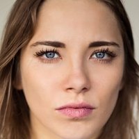 Carolin von der Groeben Nua
