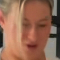 Carys whittaker / busybeecarys Nua