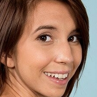 Cece Capella Nua