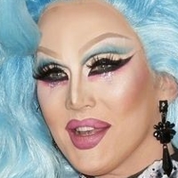 Charlie Hides Nua