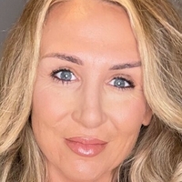 Claire El Creative Nua