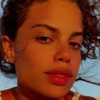 Clara Buarque Nua