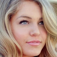 Courtney Tailor Nua