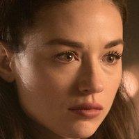 Crystal Reed Nua