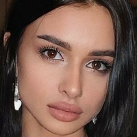 Dari Vladymyrova Nua