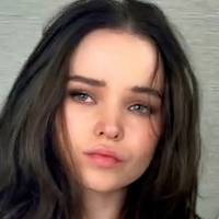 Dove Cameron Nua