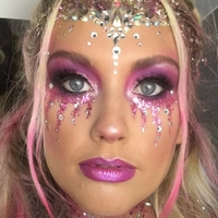 Ella Henderson Nua