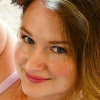ellierenee Nua