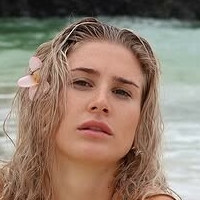 Emelia Surch Nua