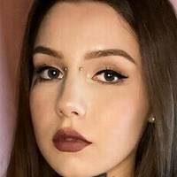 emilia.karin Nua
