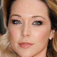 Emily Scott Nua