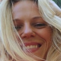 Emma Bell Nua
