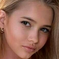evilscarlett Nua