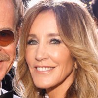 Felicity Huffman Nua