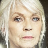 Flo Lawrence Nua