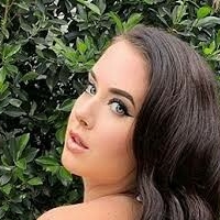 Holly Luyah Nua