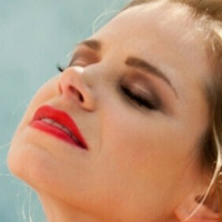 Hot With Fruits Or Flour Nua