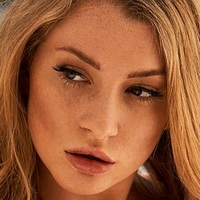 Isabella Strangmueller Nua