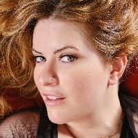 Jacquelyn Velvets Nua