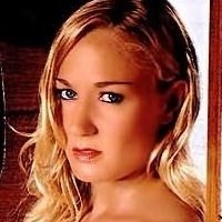 Janine Kunze Nua