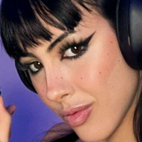 Jasmine Llamas Nua