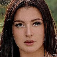 Jennifer Degenhart Nua