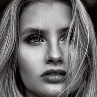 Joy Rushton Nua