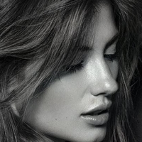 Julia Gauly Nua