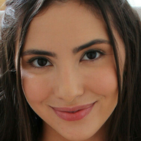 juliabyfree Nua