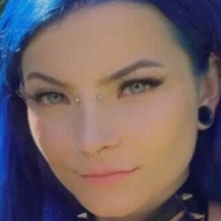 Justine Schiavone Nua
