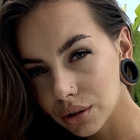 Kendra Lane Nua