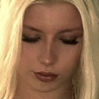 Laura.z57 Nua