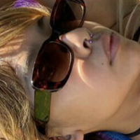 Leslie Luv Nua