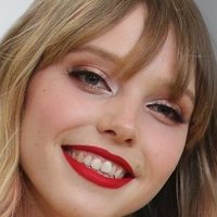 Lina Larissa Strahl Nua