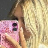 Lola Greiner / lolagreinerr / lolassecretacc0 / lolagreiner Nua