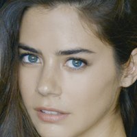 Lorenza Izzo Nua