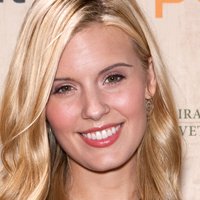 Maggie Grace Nua