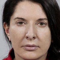 Marina Abramovic Nua