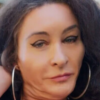 Mature Celine Nua