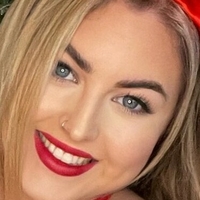 Natalia Rae Reynolds Nua