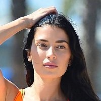 Nicole Williams Nua